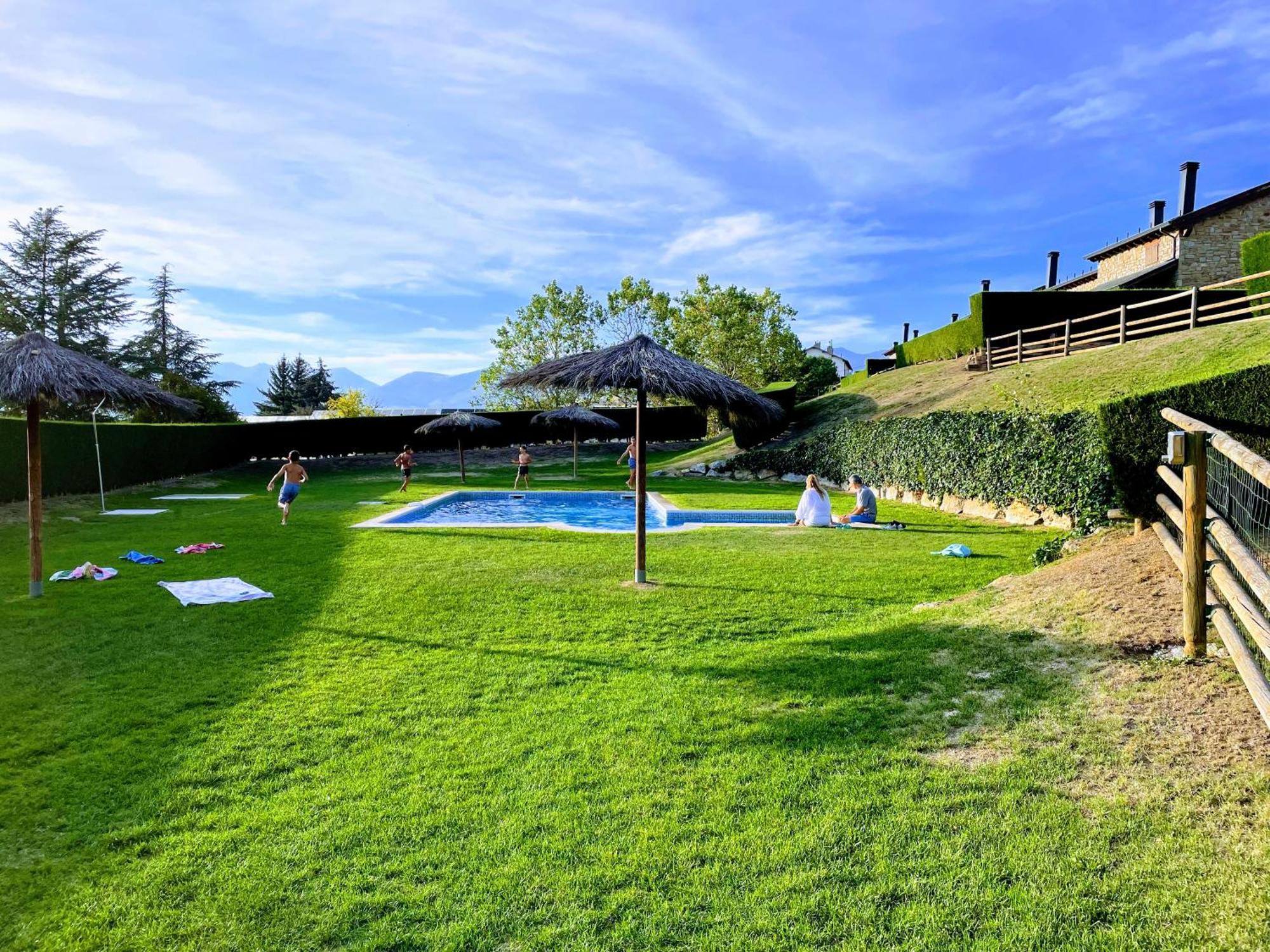 Apartamento Renovado Con Jardin Privado, Parking ,Wifi Y Piscina Osséja Εξωτερικό φωτογραφία