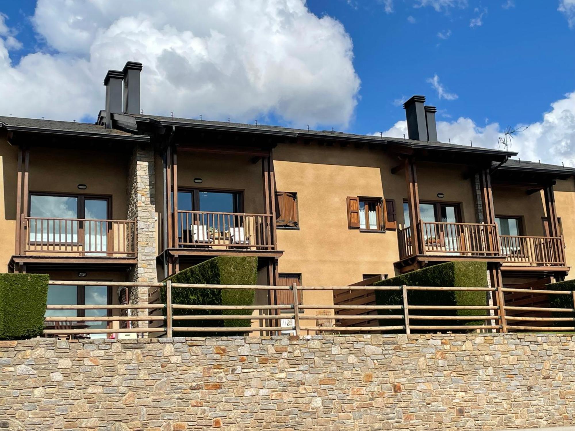 Apartamento Renovado Con Jardin Privado, Parking ,Wifi Y Piscina Osséja Εξωτερικό φωτογραφία